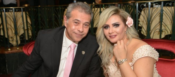 شاهد أول ظهور لتوفيق عكاشة وحياة الدرديري بعد قضاء شهر العسل  صوره