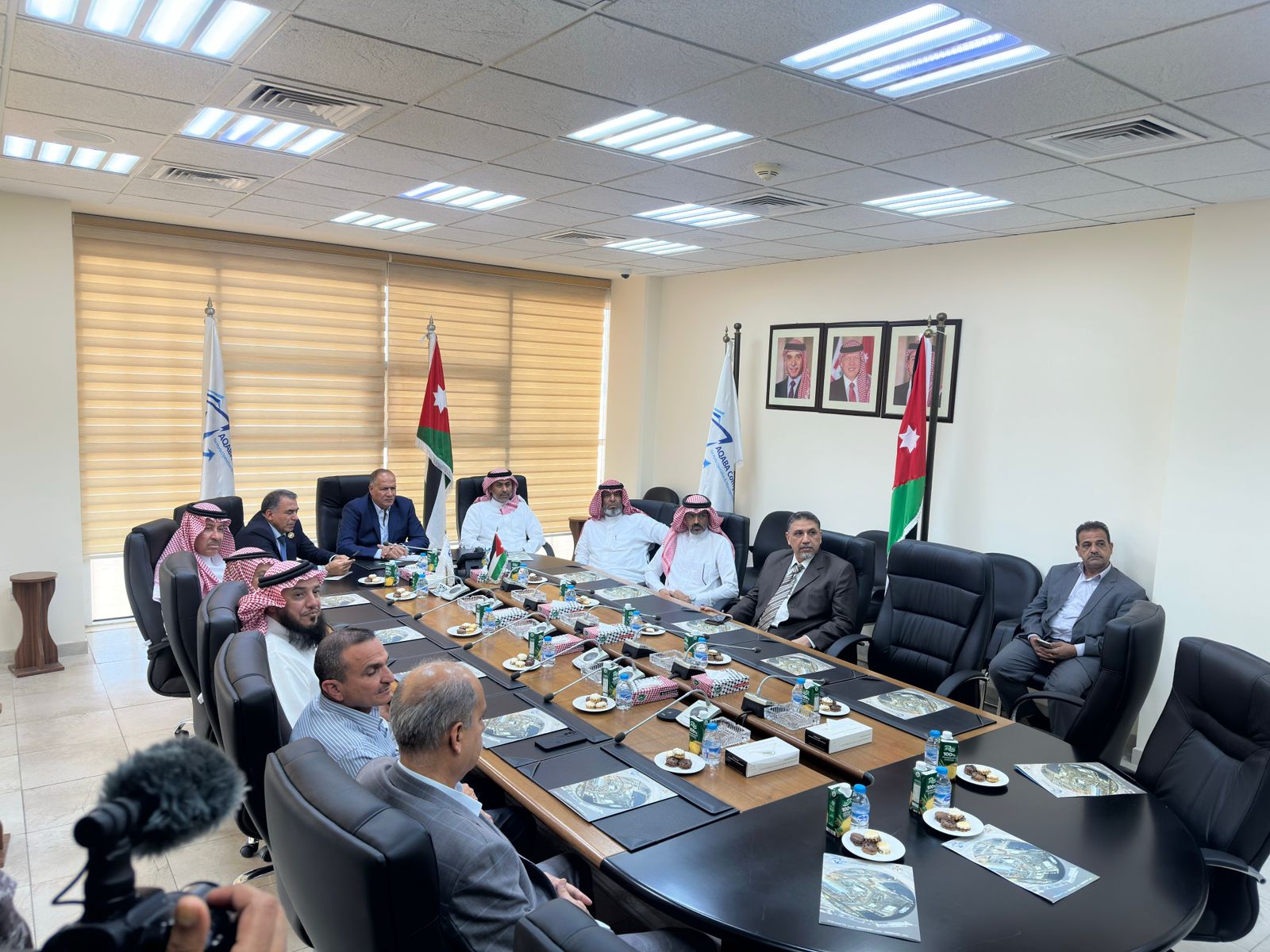 "صناعة عمان" تنظم جولة لوفد سعودي على عدة مرافق اقتصادية بالعقبة