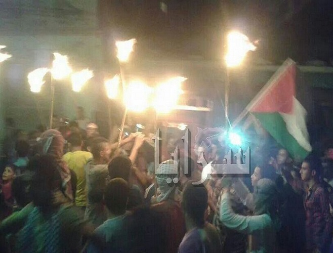 بالصور : وقفة إحتجاجية في 'الرمثا' ومسيرة حاشدة في 'الحصن' إنتصاراً لغزة