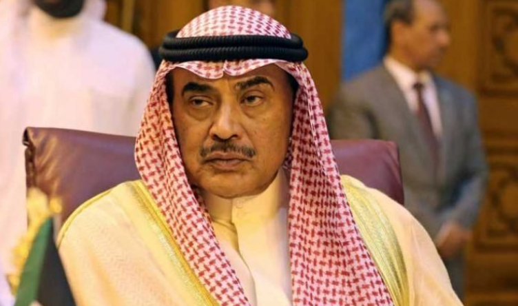 أمير الكويت يُعيد تكليف الشيخ صباح الخالد بتشكيل حكومة جديدة