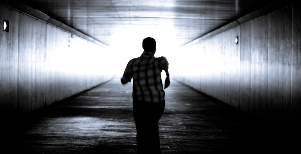 تعرف على تفسير حلم الهروب في المنام 