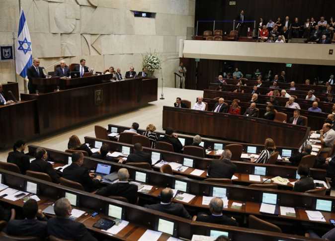 الكنيست الإسرائيلي يعقد جلسة استثنائية لمناقشة قانون القومية العنصري