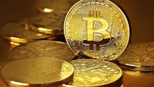 بيتكوين تحطم حاجز 57 ألف دولار