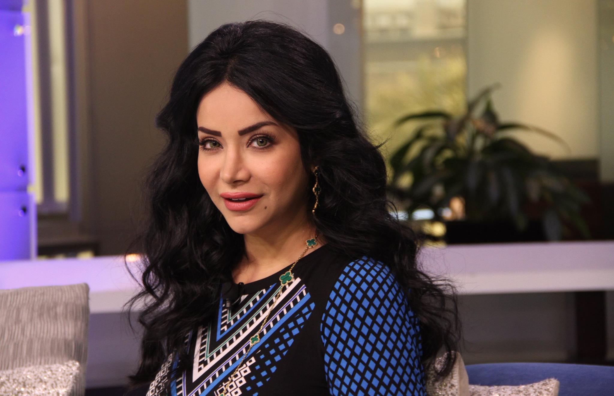 بالفيديو  ..  ماحقيقة ظهور الاعلامية لُجين عمران بغرفة نوم مع احد المذيعين ؟