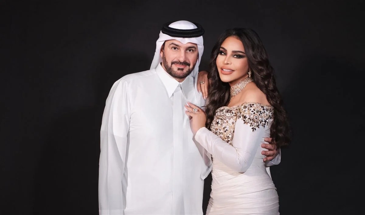 تفاصيل الوفاة والعزاء ..  إبن أحلام ينعى شقيقه علي مبارك الهاجري بهدوء