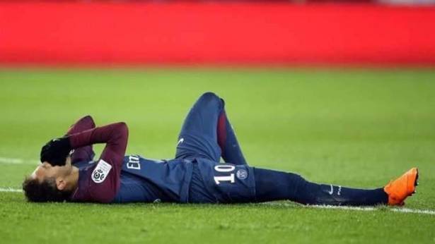 آخر تطورات إصابة نيمار قبل مباراة ريال مدريد