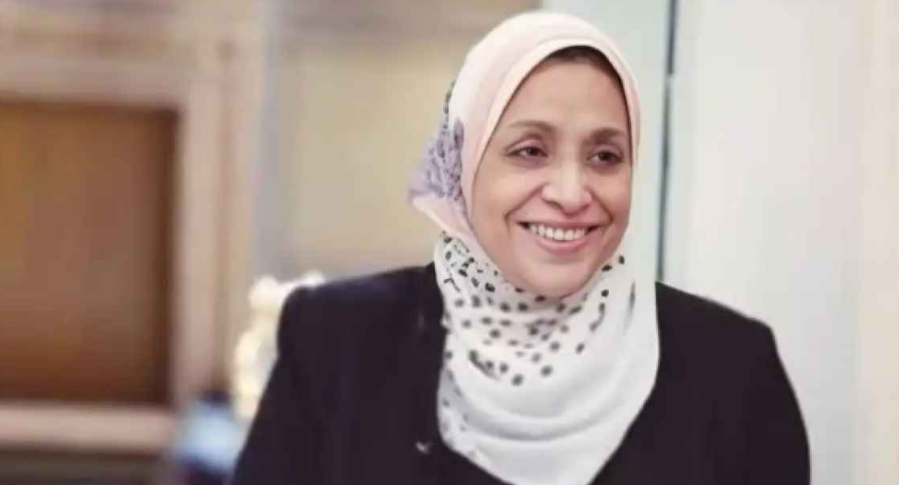 وفاة عالمة بارزة في طب المخ والأعصاب بحادث مروع في مصر 