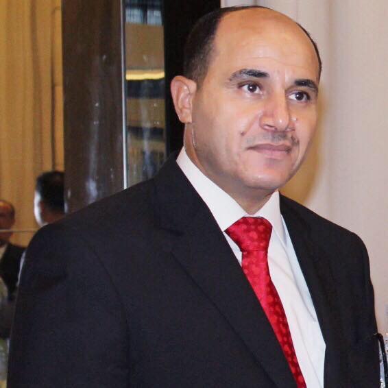 مبارك الترفيع لرتبة محافظ للدكتور "فراس ابو قاعود "
