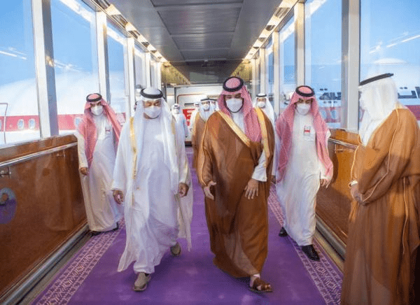 السعودية: اللون البنفسجي لسجاد المراسم