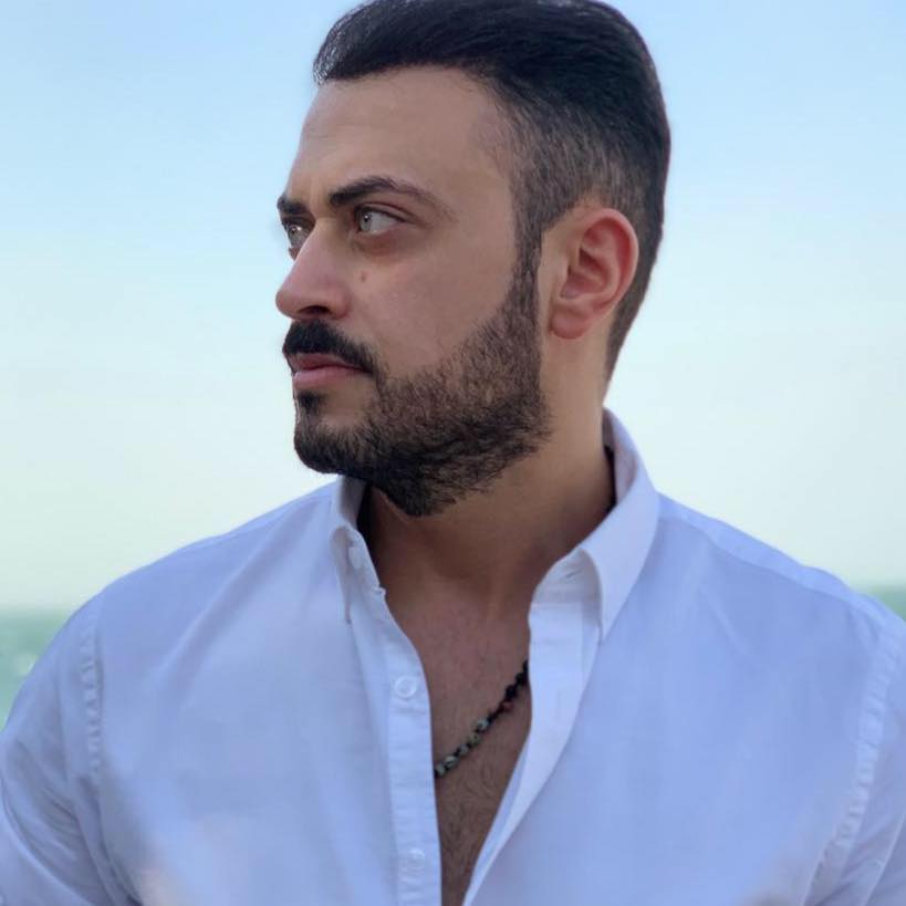 مصطفى عوض  .. مبارك