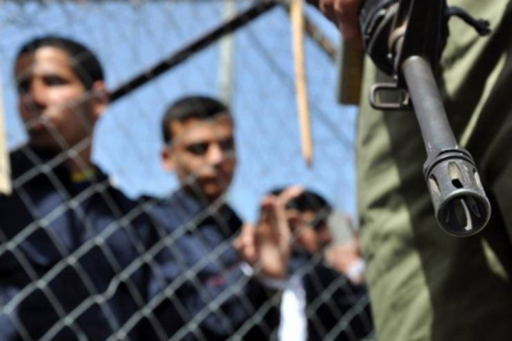 حماس تحذر من تصعيد إسرائيل ضد الأسرى في السجون