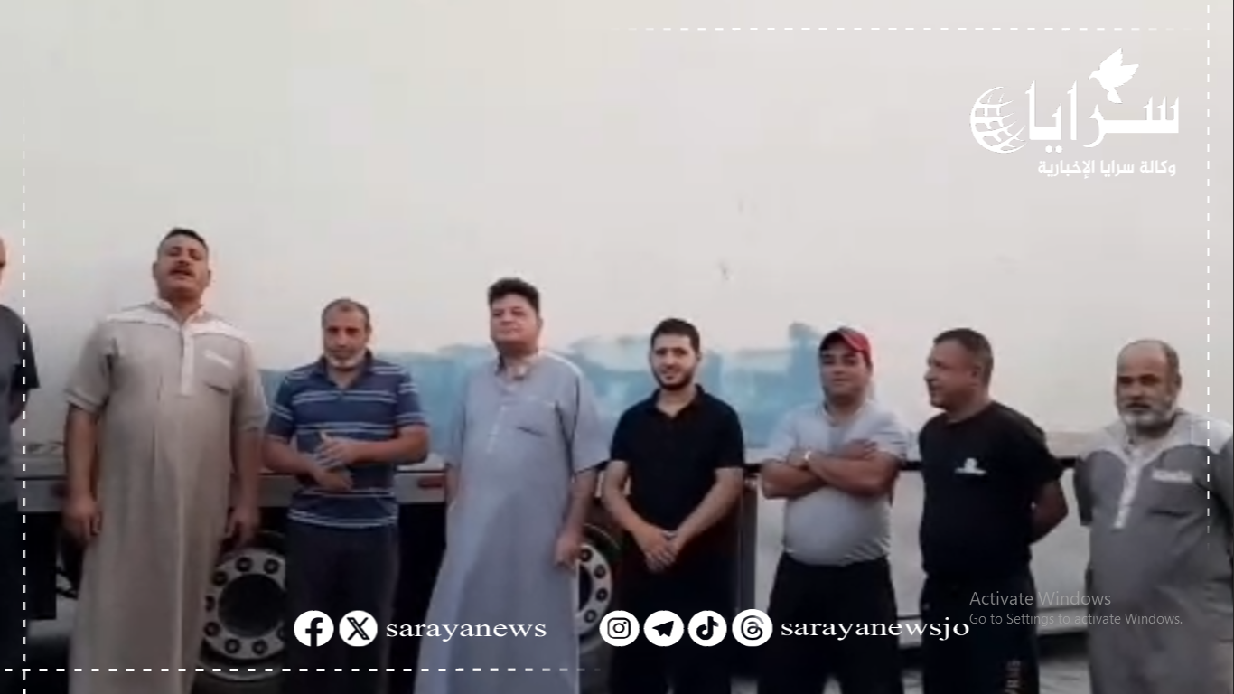 بالفيديو  ..  (23) سائق أردني عالقين في الكويت منذ شهر 