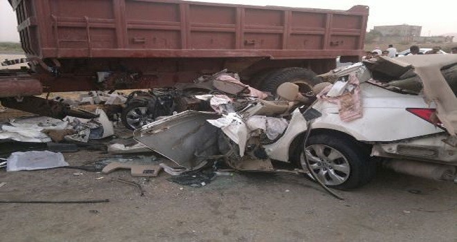 مليارات الريالات والعملات الأجنبية تنكشف داخل سيارة سعودي تعرض لحادث مروري