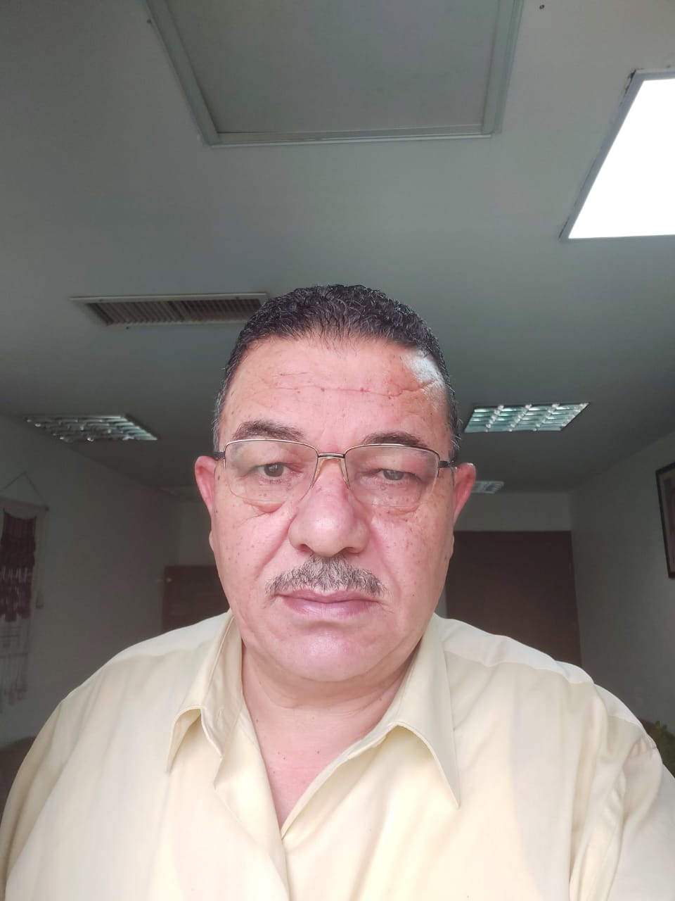 ليس هكذا تورد إبل الكورونا