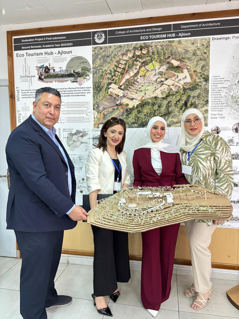 جامعة الزرقاء تشارك في مناقشات "تخرّج هندسة العمارة" بالعلوم والتكنولوجيا