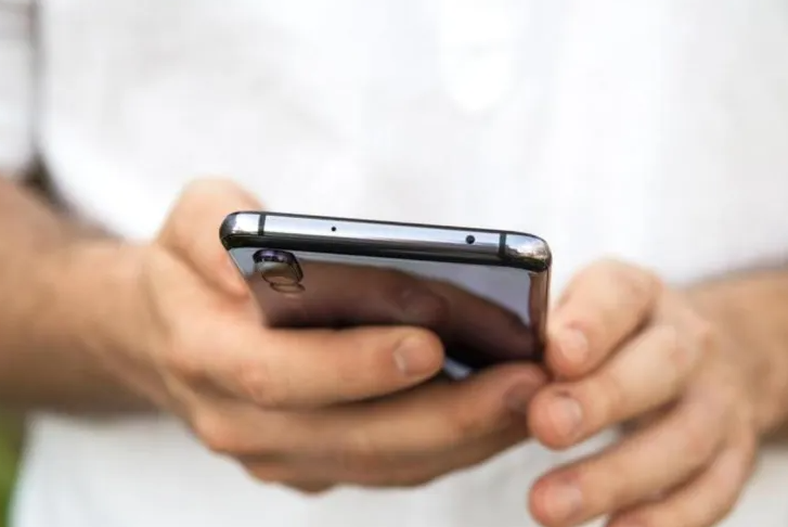 فخ إلكتروني جديد ..  "تطبيقات ذكية" تسرق أموال الباحثين عن عمل