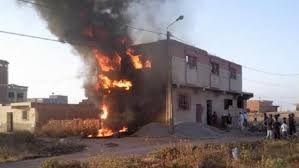 اربد  : اصابة شخص و احراق منزل بمشاجرة عشائرية في كفرجايز و القبض على عدد من المتشاجرين
