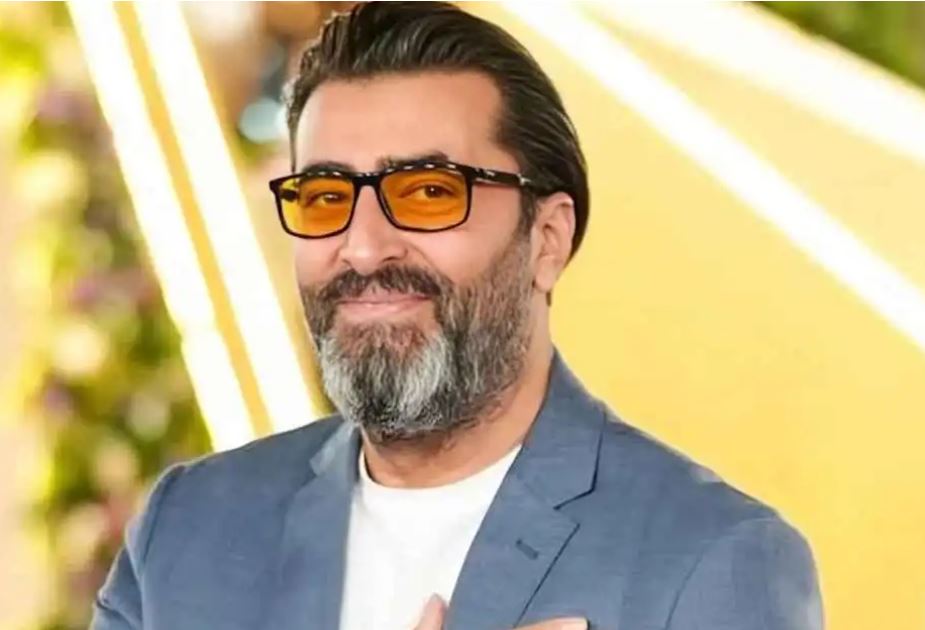 باسم ياخور يقدم اعتذارًا لوالدته ويتحدث عن المنافسة مع سامر المصري  