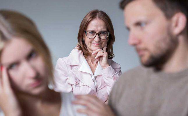 أنا جبانة  ..  ونقد حماتي وابنتها ضيق علي عيشتي 