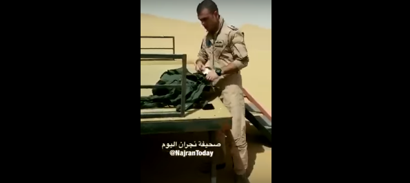  بالفيديو ..  لحظة هبوط الطيار الأردني الناجي من تحطم طائرته بمظلته في نجران السعودية