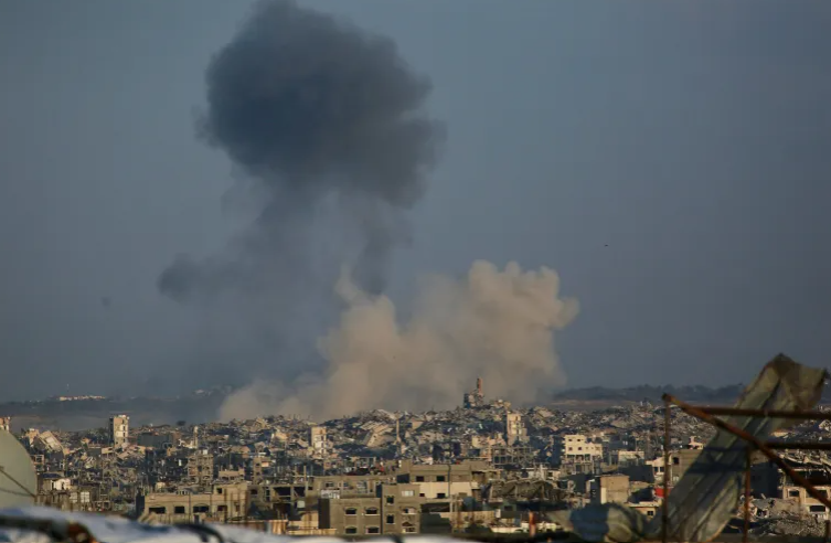 غارات "إسرائيلية" على حي الزيتون في غزة