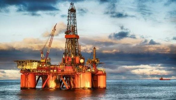 النفط يرتفع أكثر من 2%