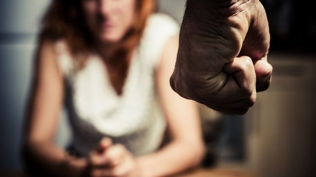 انعكاس العنف المبني على النوع الاجتماعي على حياة الناجية 