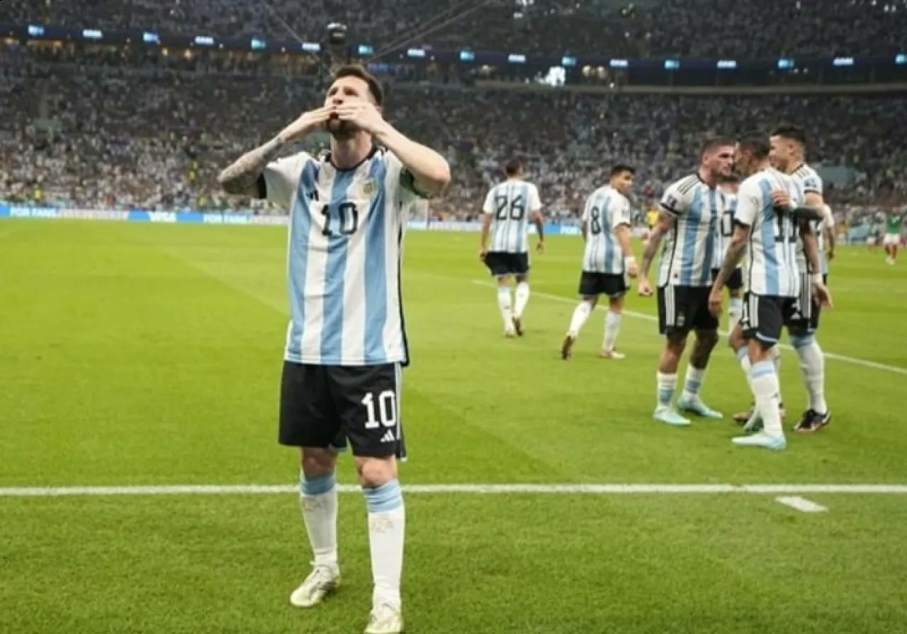 هل يودع ميسي الأرجنتين في مباراة فنزويلا