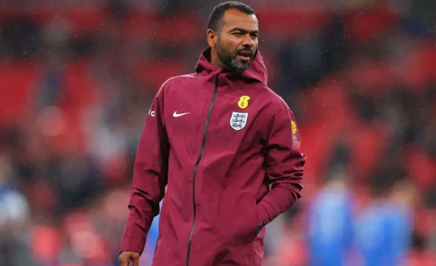 أسطورة إنجلترا يبدأ مغامرته التدريبية الأولى في إيطاليا