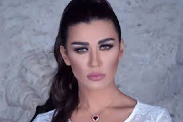 نادين الراسي تكشف كل التفاصيل عن زواجها