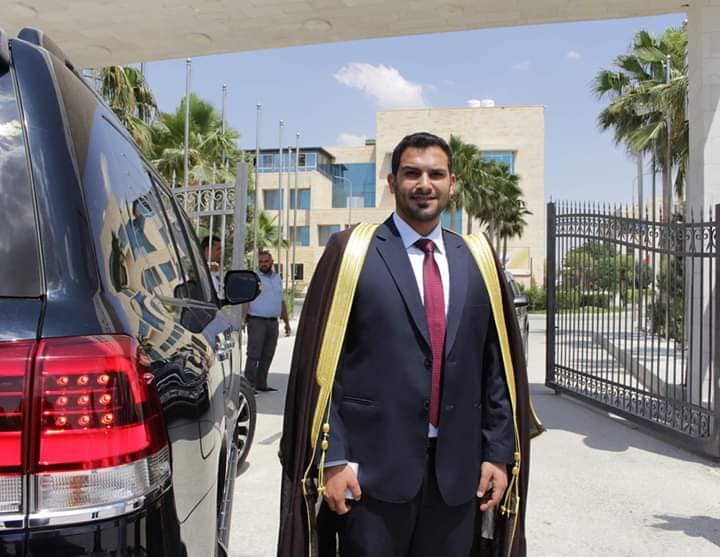 الزميل عمر الدهامشة  ..  مبارك مناقشة الماجستير 