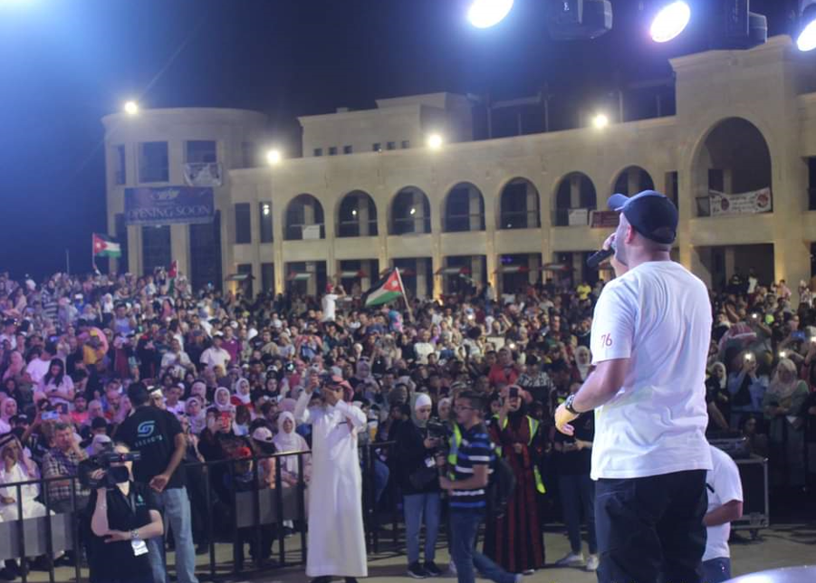 الفنان سعد ابو تايه لسرايا: ظُلمت من إدارة مهرجان جرش