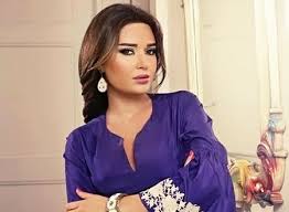 ابنة سيرين عبدالنور ترقص بفستان سندريلا ..  فيديو