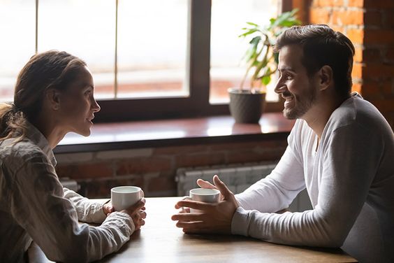 أحب رجلاً متزوجاً وأتمنى العيش معه .. ماذا أفعل؟