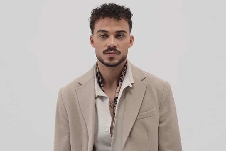 فقد الآلاف ..  أزمة تصريحات حسام السيلاوي "الدينية" 