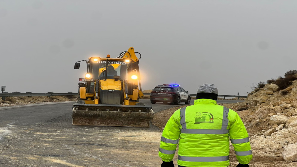 الأشغال: 110 فرق ميدانية و325 آلية للتعامل مع بلاغات المنخفض الجوي