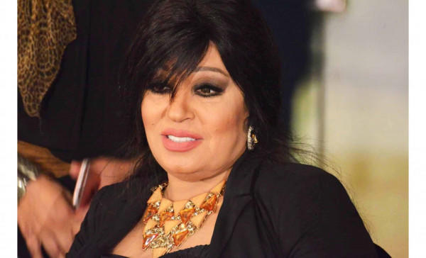 فيفي عبده تكشف عن تعرضها لأزمة صحية كبيرة