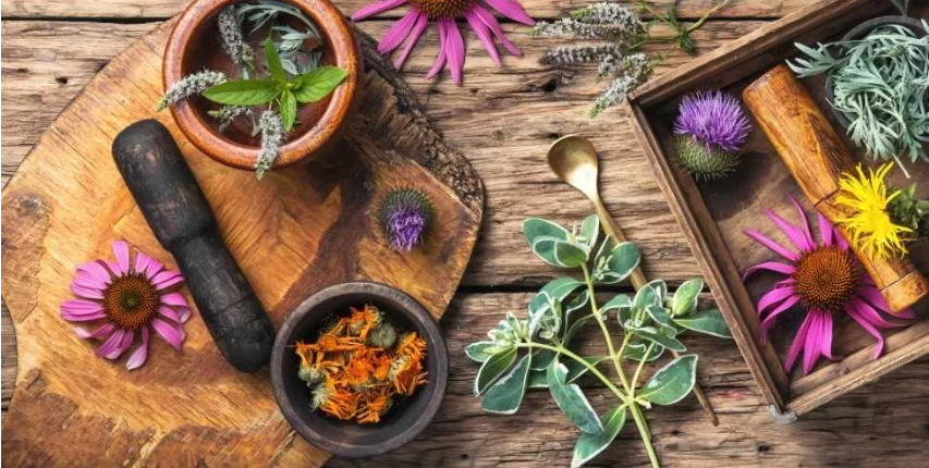 6 أعشاب تساعد على طرد الطاقة السلبية ..  أبرزها القرفة