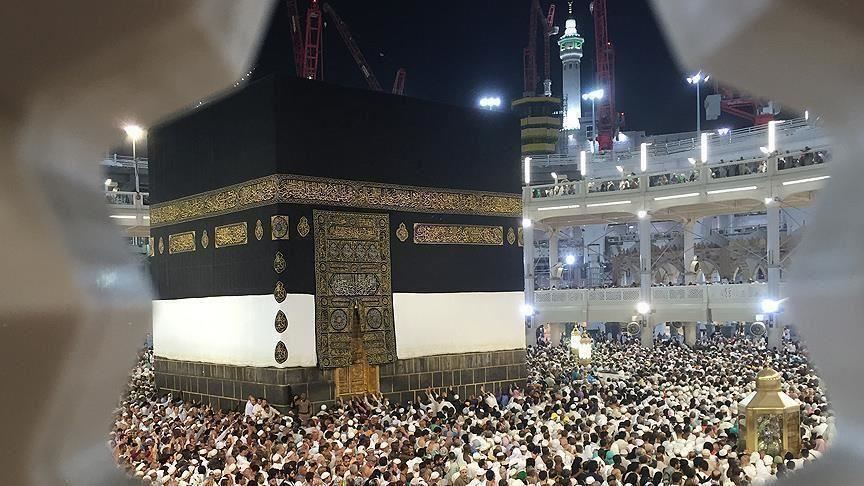 هل يتسبب كورونا بإيقاف موسم الحج هذا العام؟