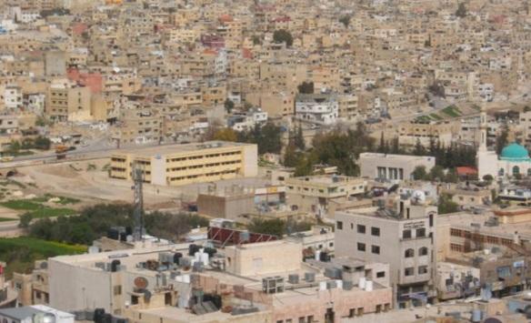 60 ألف مواطن ينتظرون إيصال الخدمات الأساسية لمنازلهم في الرصيفة والزرقاء 