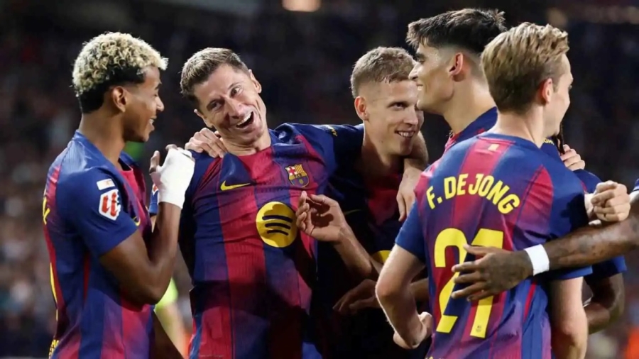 برشلونة يرصد "الجلاد" لإنقاذ هجومه بعد رحيل وشيك لنجمه