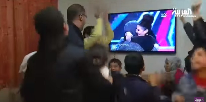 بالفيديو   ..  احتفال عائلة نداء شرارة  في بيت خالها