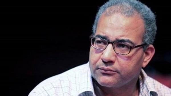  بيومي فؤاد يتعرض لموقف محرج في "الحج"