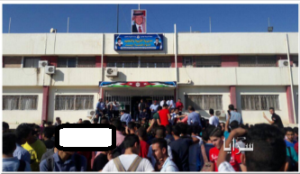 بالصور .. احتجاج العشرات من طلاب مدارس اربد امام مبنى المحافظة
