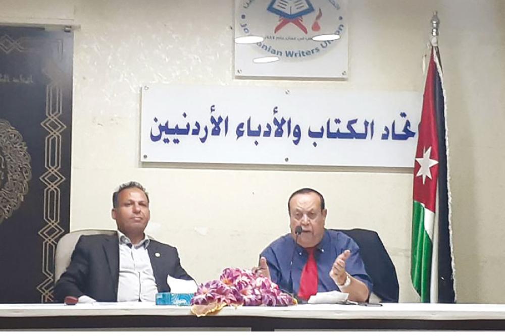 منتدون يعاينون المشهد الثقافي 