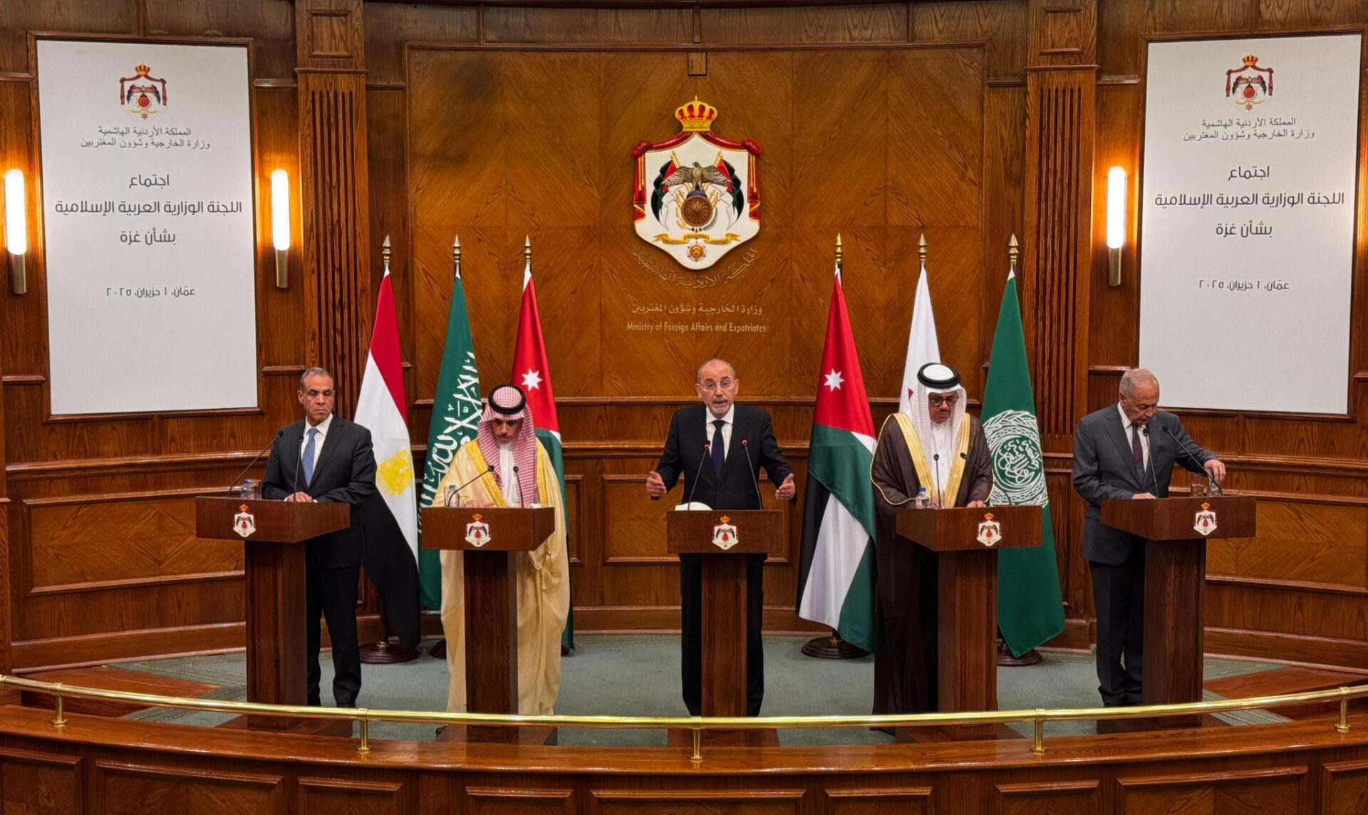 الصفدي: الحكومة الإسرائيلية مستمرة في قتل كل فرص السلام في المنطقة