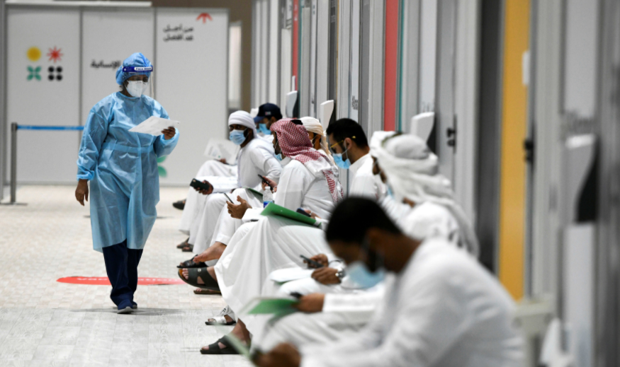الإمارات توسع نطاق التطعيم ضد كورونا ليشمل من هم 16 عاماً فأكثر
