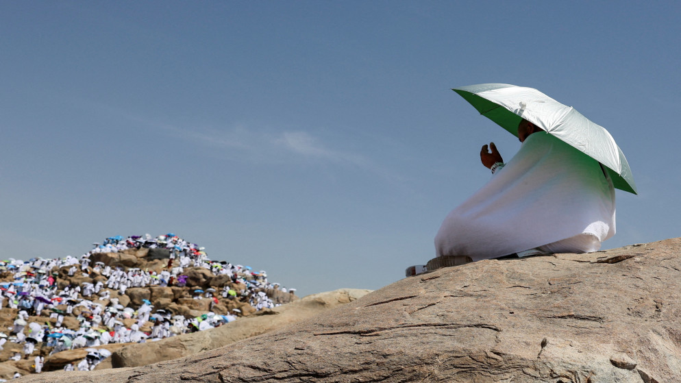 وزير الأوقاف: وفاة حاجة أردنية إثر تعرضها لعارض صحي