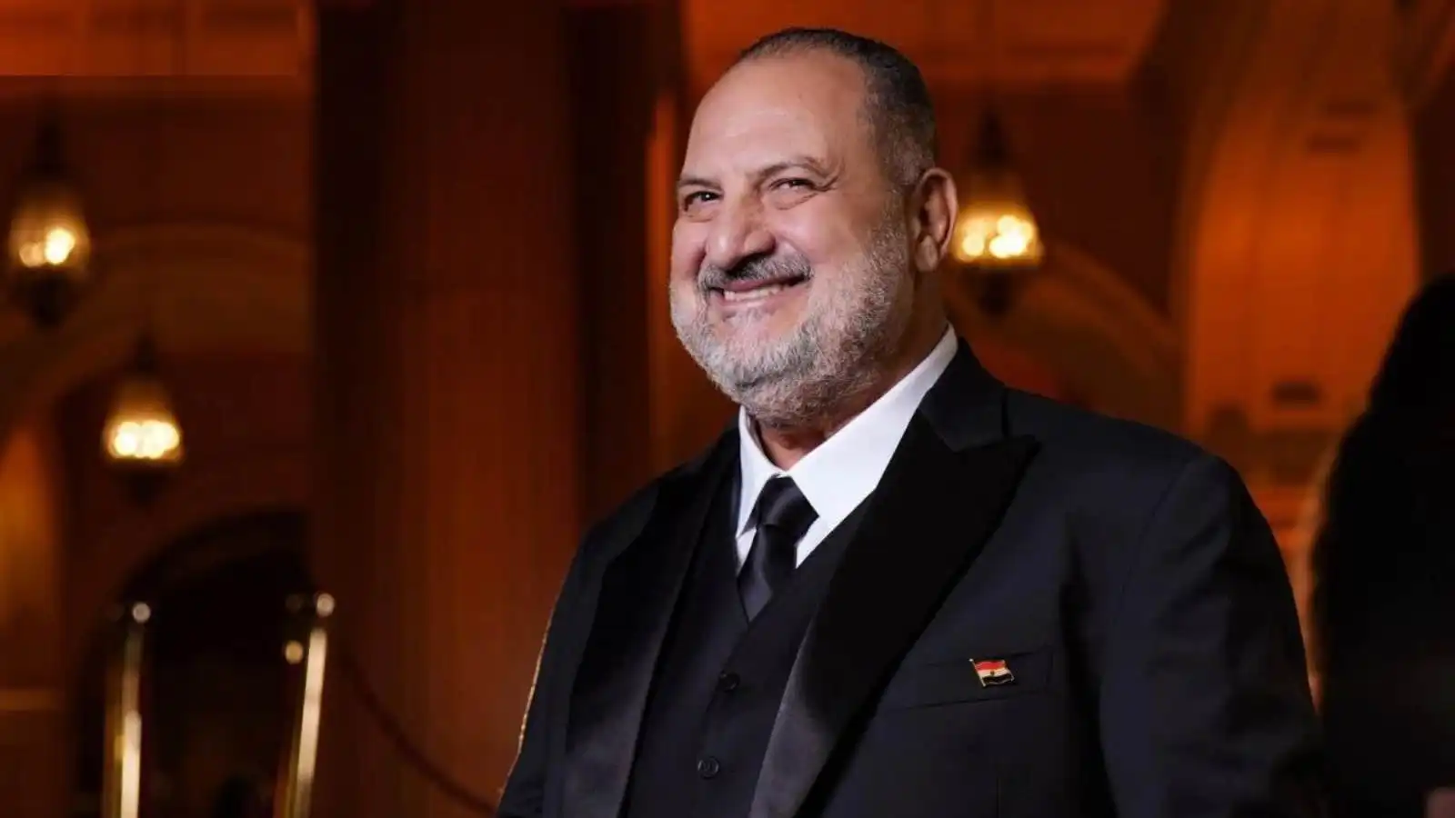 بعد صورة من المستشفى ..  خالد الصاوي يكشف حقيقة حالته الصحية 