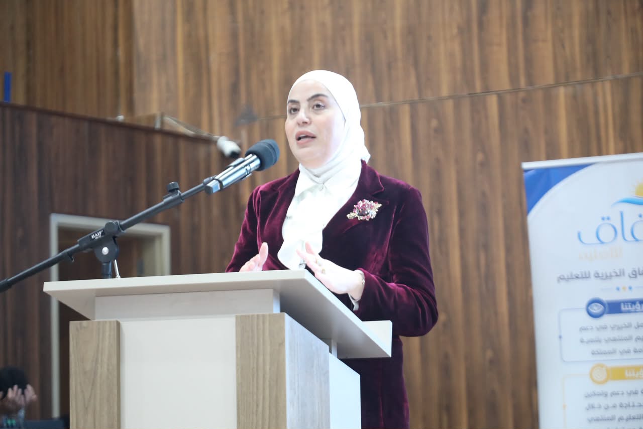 بني مصطفى ترعى تخريج 73 من خريجي الدبلوم المهني من منتفعي صندوق المعونة الوطنية بجامعة جدارا